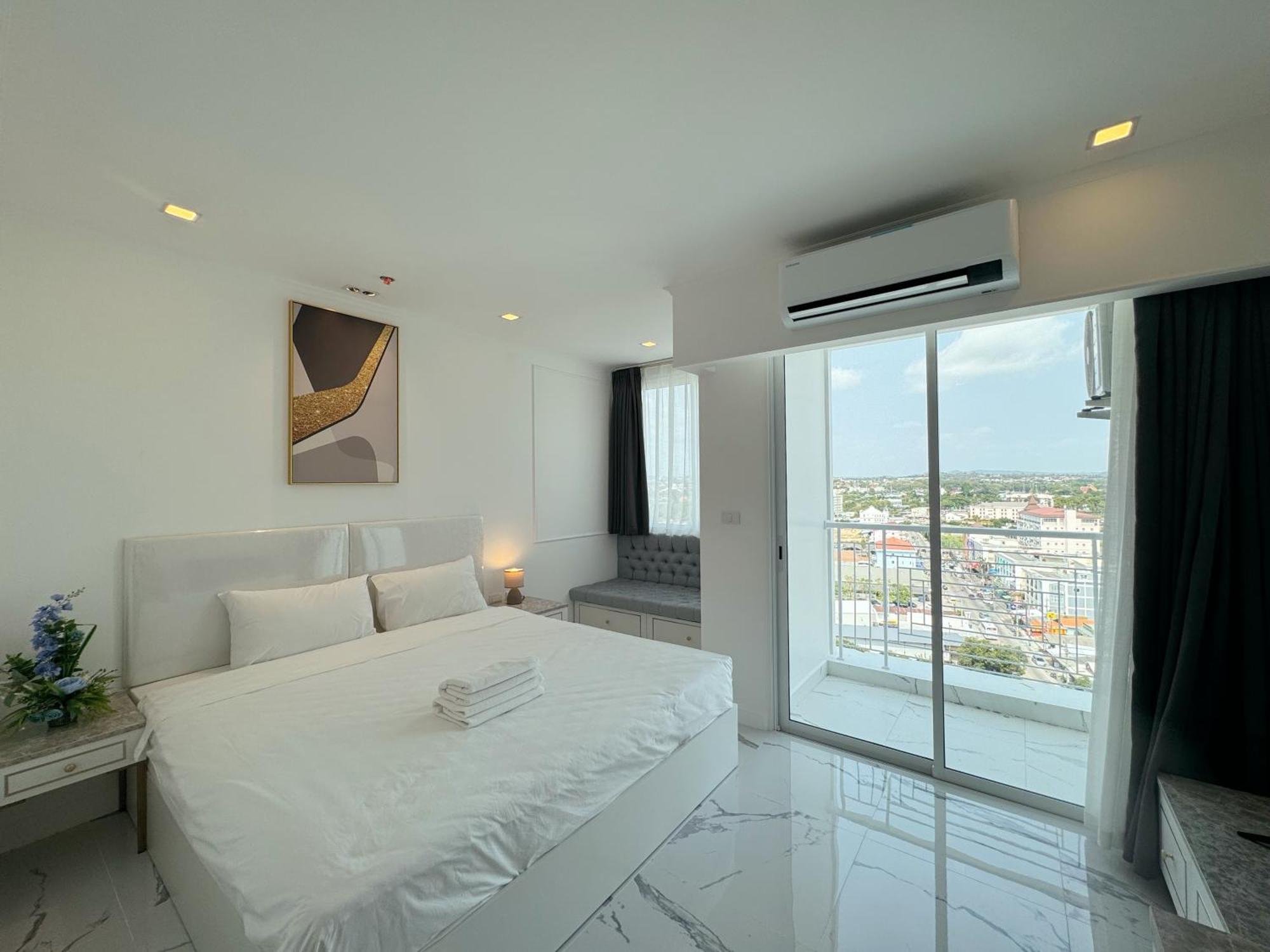 The Empire Chic Residence Jomtien & Yahaha Εξωτερικό φωτογραφία
