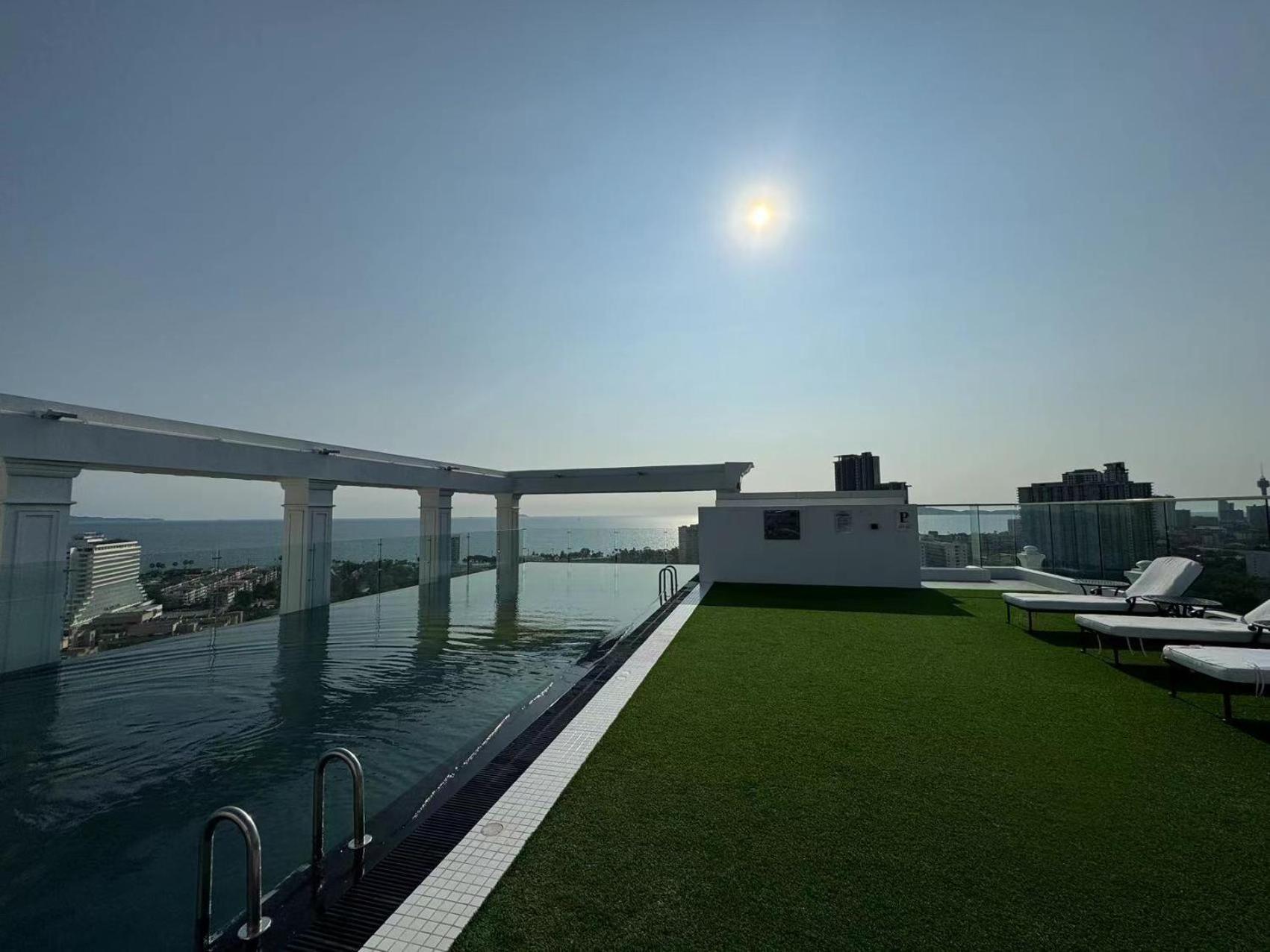 The Empire Chic Residence Jomtien & Yahaha Εξωτερικό φωτογραφία